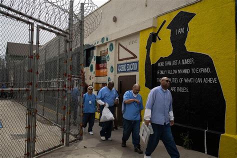 5 takeaways from AP’s reporting on Pell Grants for prisoners getting college degrees